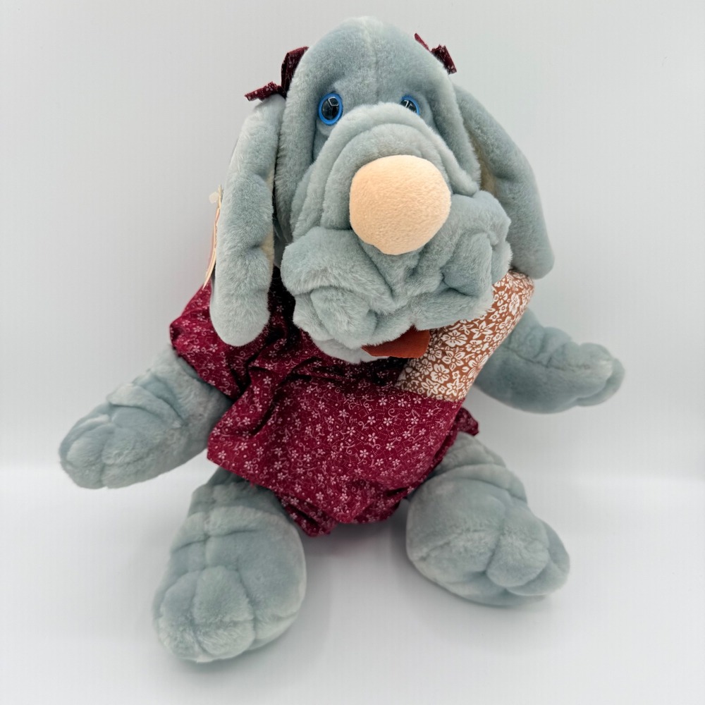 Vintage 1981 Ganz Wrinkles Original Plush Dog Puppet with Tags